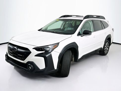 Used 2025 Subaru Outback Premium w/ Popular Package #1 image 2