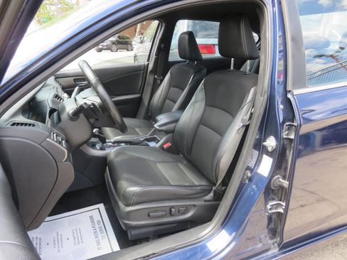 Used 2016 Honda Accord Sport image 10