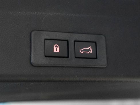 Used 2024 Subaru Ascent Premium w/ Convenience Package image 34