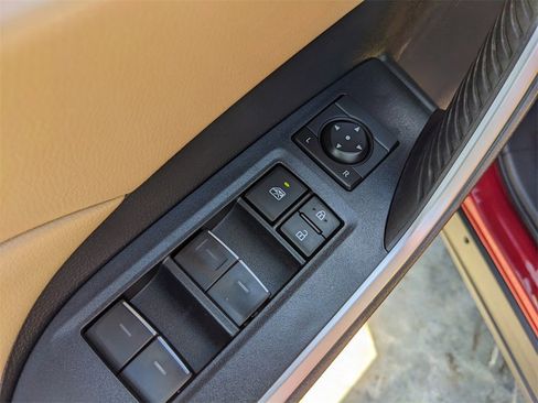 Used 2024 Toyota RAV4 XLE Premium image 20