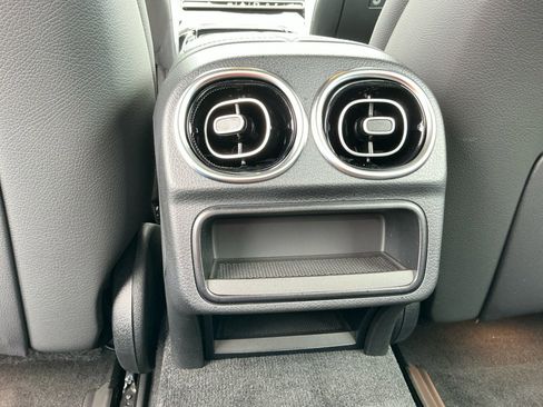 Used 2024 Mercedes-Benz C 300 Sedan image 36