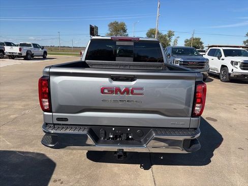 New 2026 GMC Sierra 1500 SLE w/ Preferred Package image 5