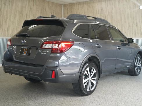 Used 2019 Subaru Outback 3.6R Limited AWD/4WD image 10
