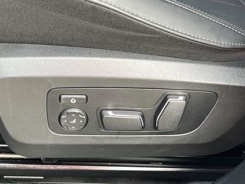 Used 2025 BMW X3 M50 image 18