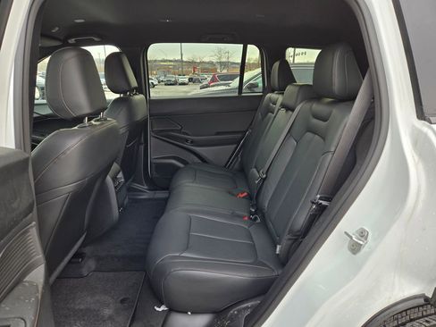 New 2026 Jeep Cherokee Limited image 25