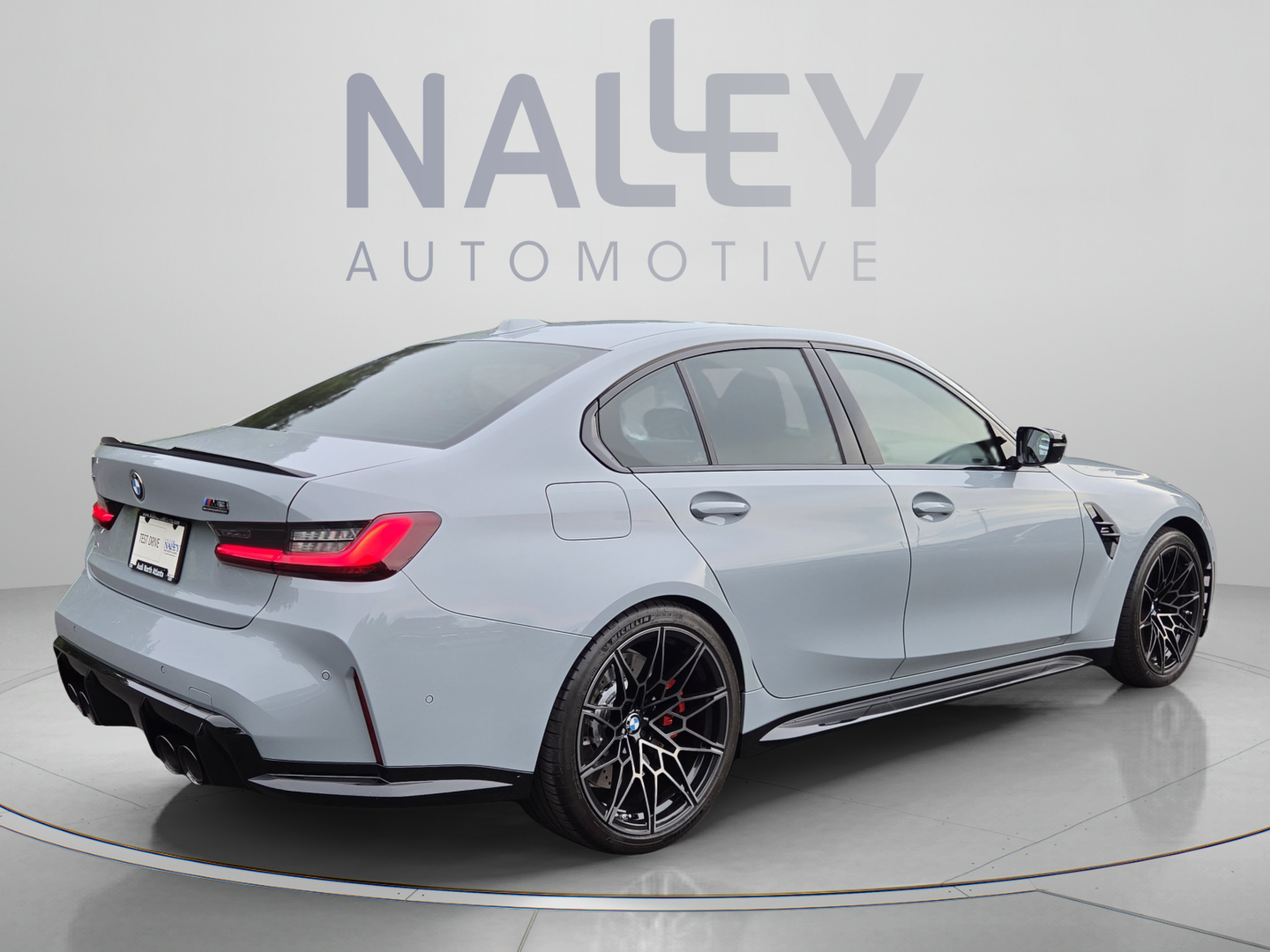 Used 2025 BMW M3 Competition w/ Executive Package AWD/4WD image 5