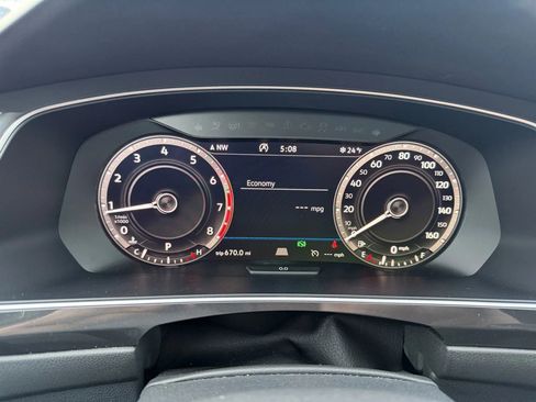 Used 2019 Volkswagen Tiguan SEL image 26