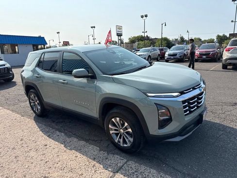 Used 2026 Chevrolet Equinox LT AWD/4WD image 6