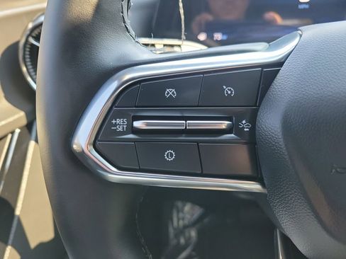 Used 2026 Chevrolet Equinox LT w/ Convenience Package II image 14