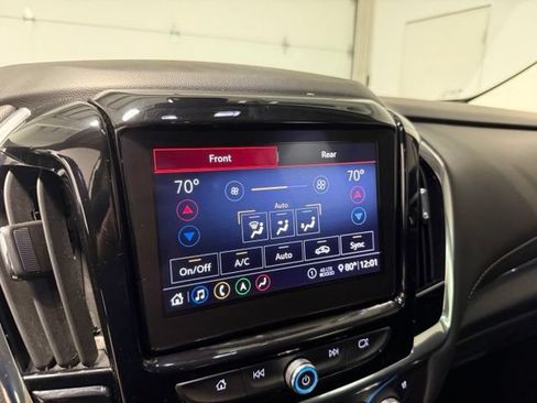 Used 2020 Chevrolet Traverse Premier w/ Redline Edition AWD/4WD image 21