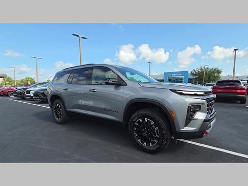 New 2026 Chevrolet Traverse Z71 w/ Driver Confidence Package AWD/4WD image 27