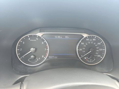 Certified 2025 Nissan Altima 2.5 SV FWD image 12