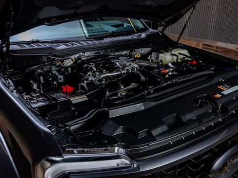 Used 2026 Ford F450 Platinum w/ Platinum Plus Package image 38