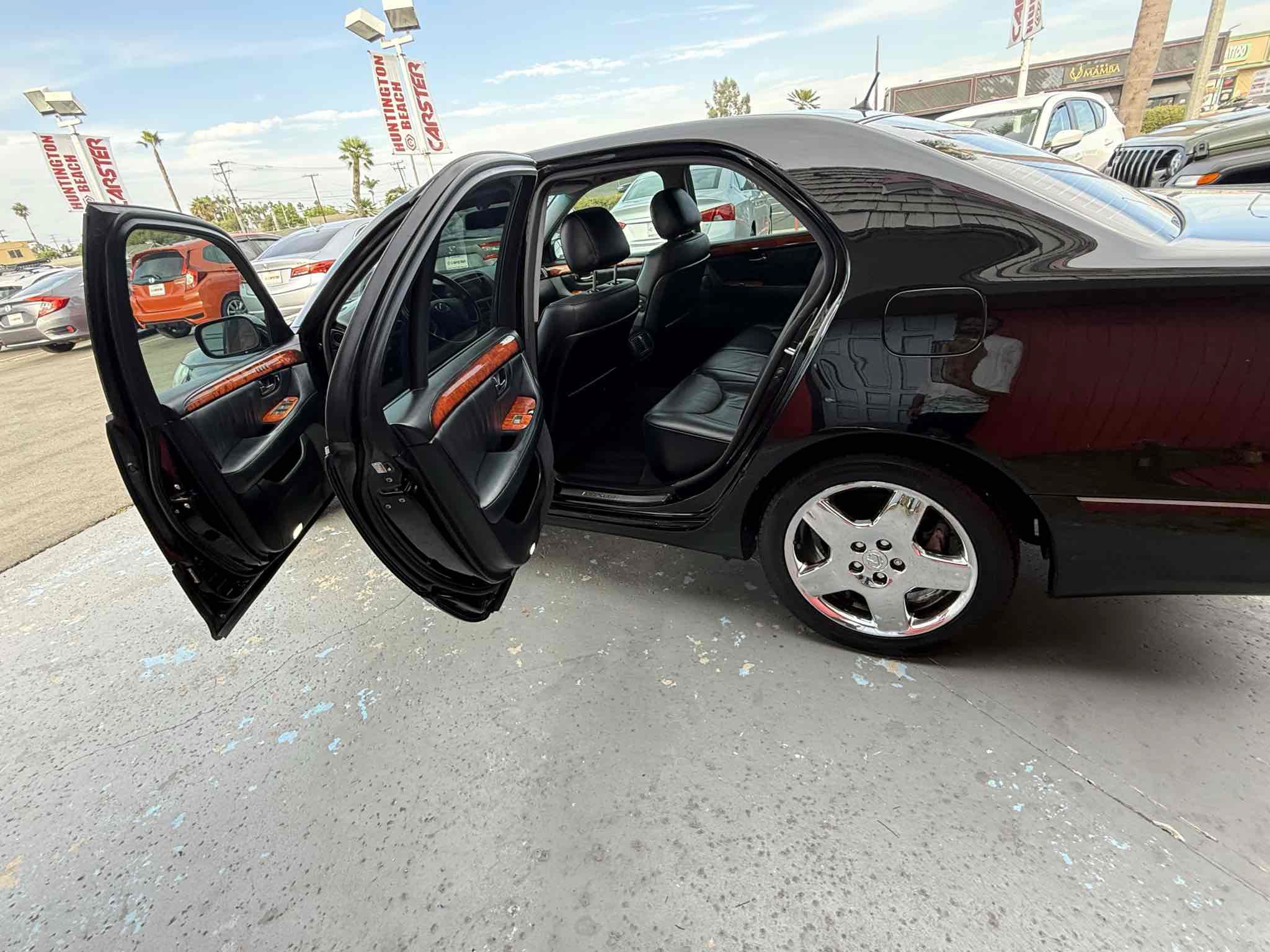Used 2005 Lexus LS 430 RWD image 28