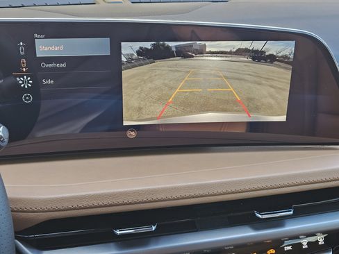 Used 2024 Cadillac XT4 Sport image 20