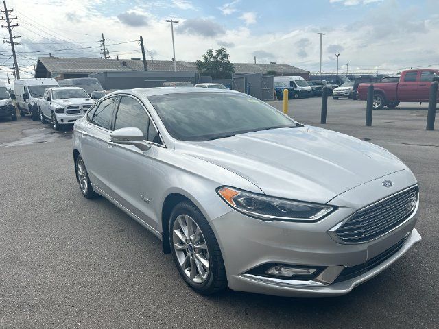 Used 2017 Ford Fusion Energi SE FWD image 11