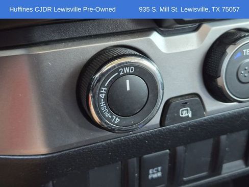 Used 2023 Toyota Tacoma SR image 22