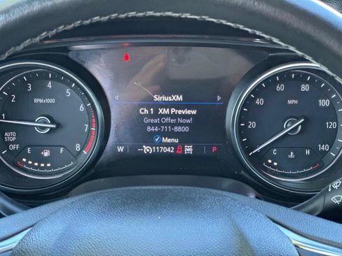Used 2021 Buick Encore GX Essence w/ Advanced Technology Package AWD/4WD image 10