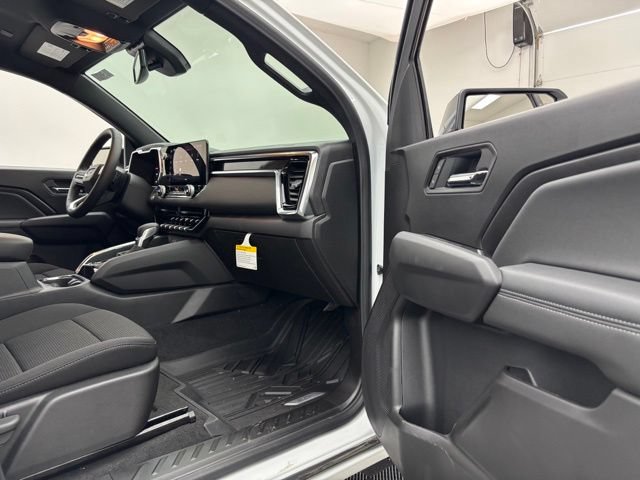 New 2026 GMC Canyon Elevation w/ Convenience Package RWD image 28