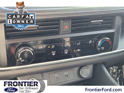 Used 2023 Nissan Rogue S image 23