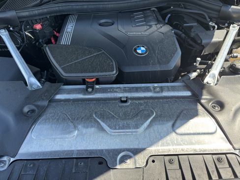 Used 2024 BMW X4 xDrive30i AWD/4WD image 36