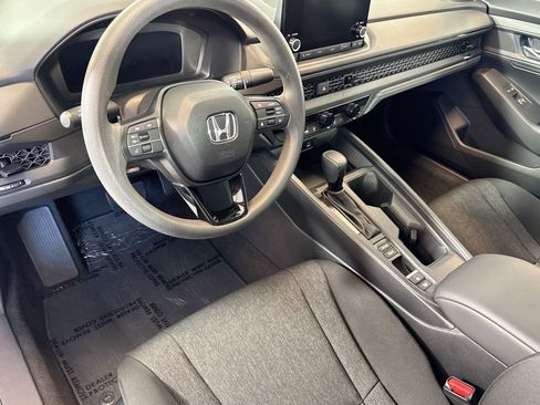 Used 2024 Honda Accord LX image 9