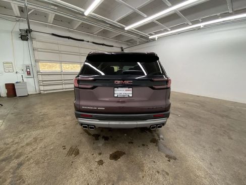 Used 2025 GMC Acadia Elevation image 5