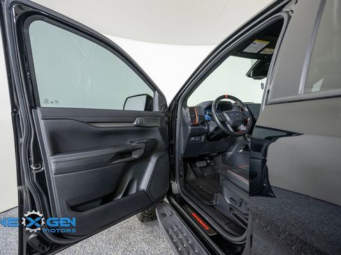 Used 2024 Ford Ranger Raptor AWD/4WD image 9