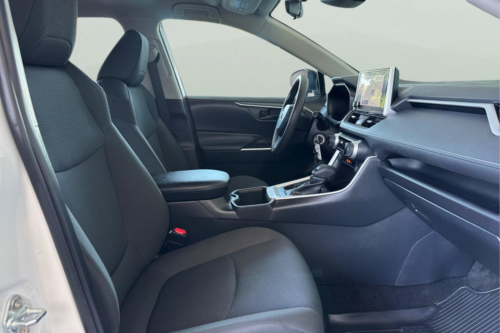 Certified 2023 Toyota RAV4 LE AWD/4WD image 21