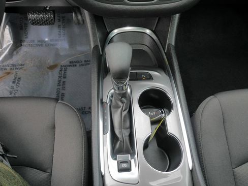 Used 2024 Chevrolet Malibu LT image 27