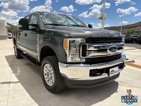 Used 2017 Ford F250 XL w/ STX Appearance Package AWD/4WD image 11