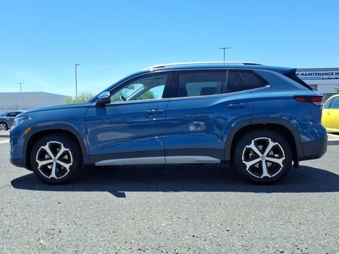 New 2026 Volkswagen Tiguan SE FWD image 3