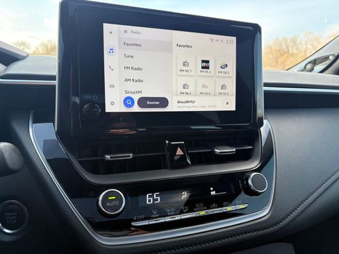 Used 2023 Toyota Corolla XSE image 25