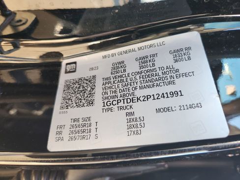 Used 2023 Chevrolet Colorado Z71 w/ Z71 Convenience Package 2 image 37