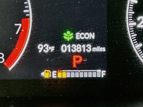 Used 2026 Honda HR-V EX-L image 11