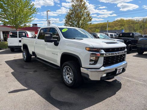 Used 2021 Chevrolet Silverado 2500 LT w/ Convenience Package AWD/4WD image 4