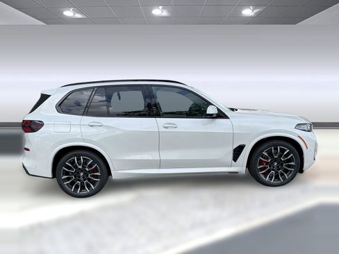 New 2026 BMW X5 xDrive50e AWD/4WD image 8