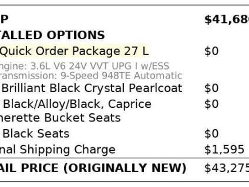 Used 2023 Chrysler Pacifica Touring-L FWD image 4