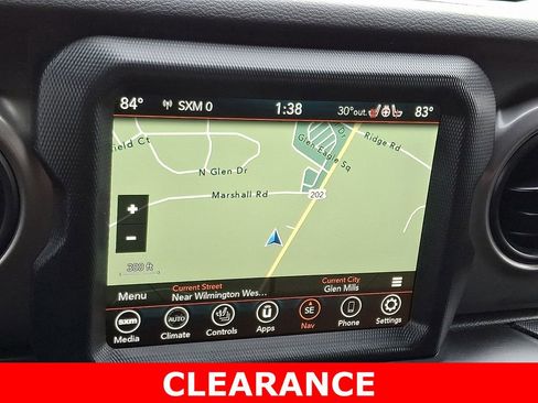 Used 2022 Jeep Gladiator Willys image 17