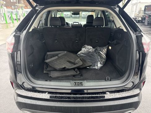 Used 2023 Ford Edge Titanium w/ Equipment Group 301A image 13