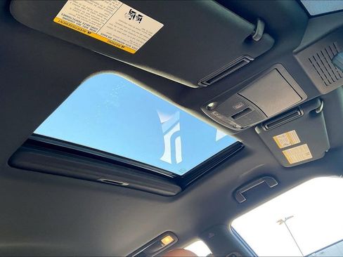 Used 2024 INFINITI QX80 Sensory w/ Cargo Package image 22