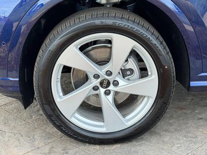 New 2025 Audi Q5 Premium Plus