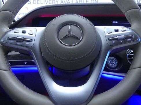 Used 2020 Mercedes-Benz S 450 Sedan image 17