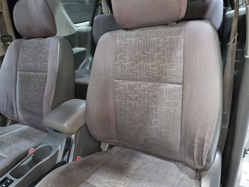 Used 2002 Isuzu Rodeo Sport RWD image 98