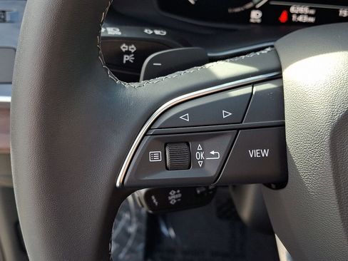 Used 2025 Audi Q7 3.0T Premium Plus image 22