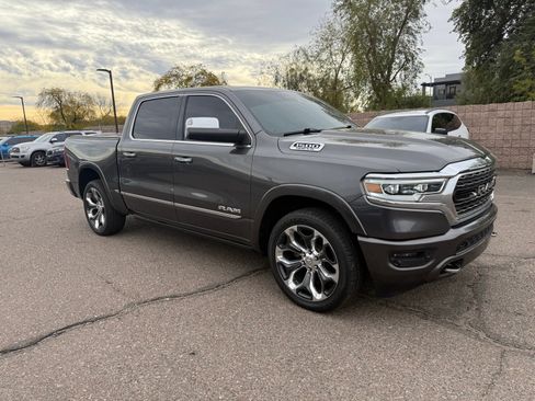 Used 2019 RAM 1500 Limited image 3