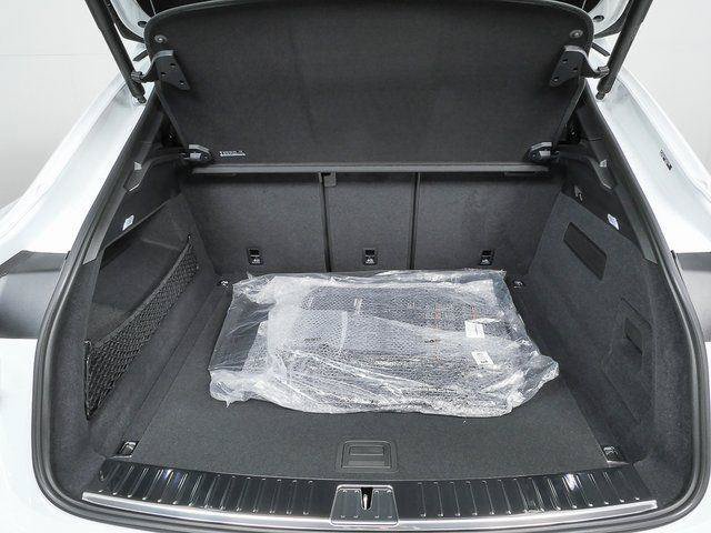 Used 2026 Porsche Cayenne Coupe AWD/4WD image 34