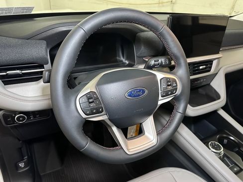 New 2026 Ford Explorer Active w/ Active Comfort Package image 22