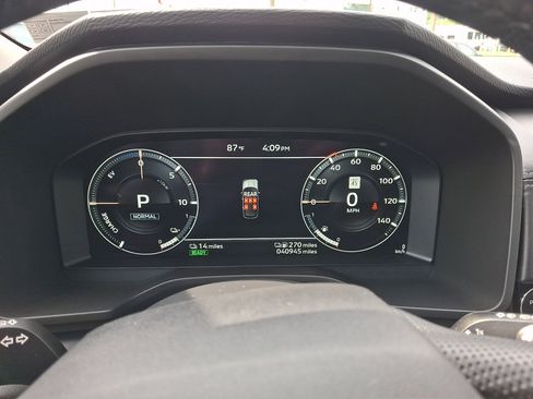 Used 2023 Mitsubishi Outlander SE AWD/4WD image 26