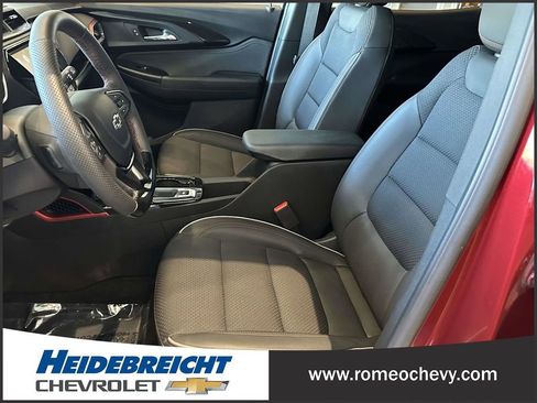 Certified 2023 Chevrolet TrailBlazer RS w/ Convenience Package image 19